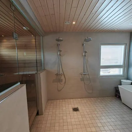 Diamond Outdoor Hot Tub * 罗瓦涅米