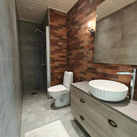 Diamond Outdoor Hot Tub 罗瓦涅米